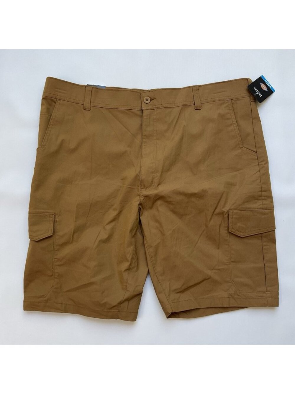 Dickies Men’s Cargo Regular Fit Short With Cooling Temp-iQ Technology Size 44